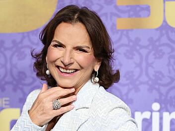 Claudia Obert Claudia Obert, hier bei der Premiere von "The 50", ist nicht länger Mitglied der CDU.