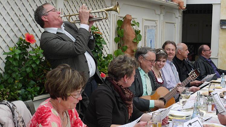 zum Abschluss das Karpfenlied