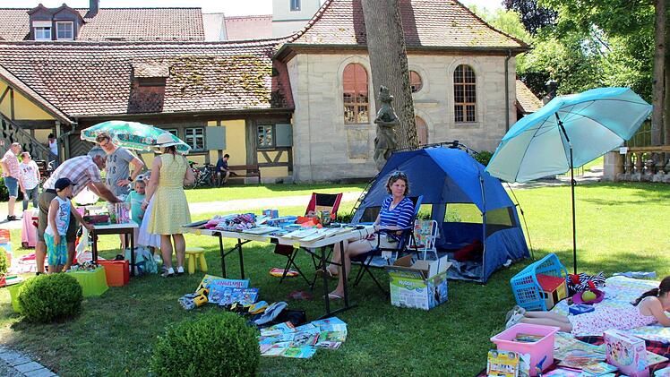 Eindrücke vom Adelsdorfer Dorffest. Foto: Johanna Blum