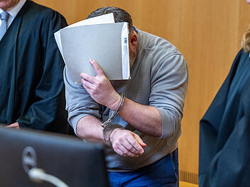 Mord in Wallersdorf: Lebenslange Haft nach t&ouml;dlicher Messerattacke