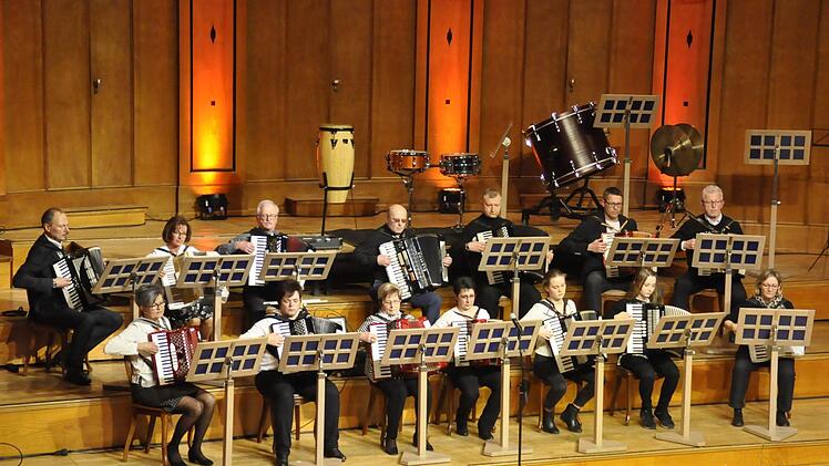 Jubiläumskonzert zum 20-jährigen Bestehen der Musikschule Bad Kissingen.  Foto: Peter Klopf