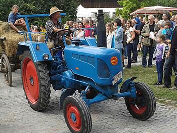 Die Parade der Oldtimer-Bulldogs wie dieser Lanz wird eine der Attraktionen sein. Foto: pr
