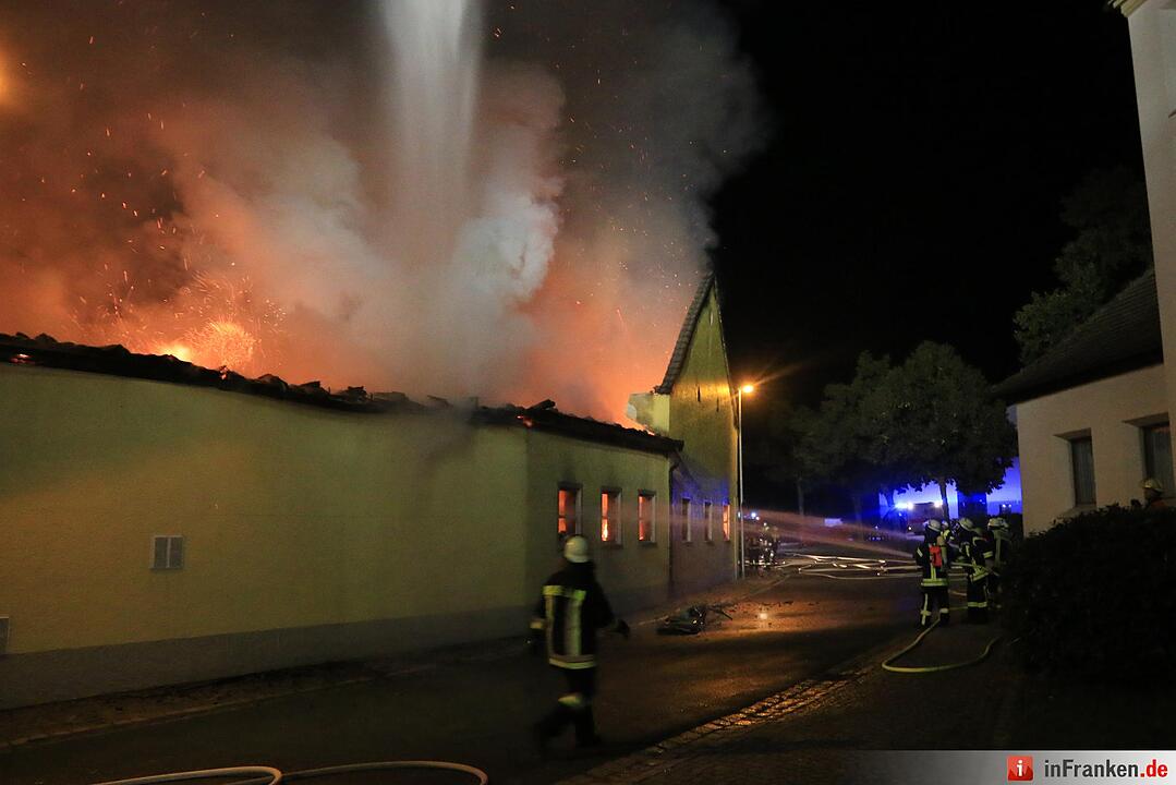 Scheune in Frensdorf brennt nieder