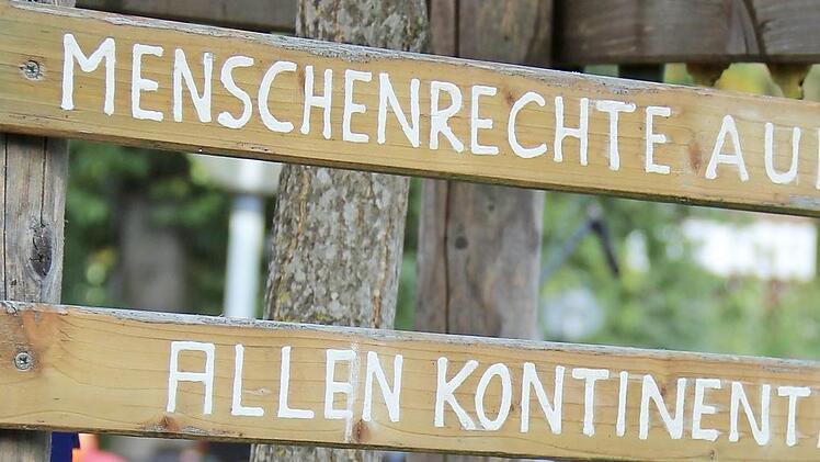 Der "Baum der Menschenrechte"