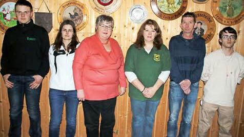 Der Vorstand des Heilgersdorfer Schützenvereins "Schwarzer Keiler" (von rechts): Ingo Janicek, Klaus Engelmann, Carola Vetter, Hella Steinert, Nicole Lehnick und Kai Scheppe Foto: Bettina Knauth