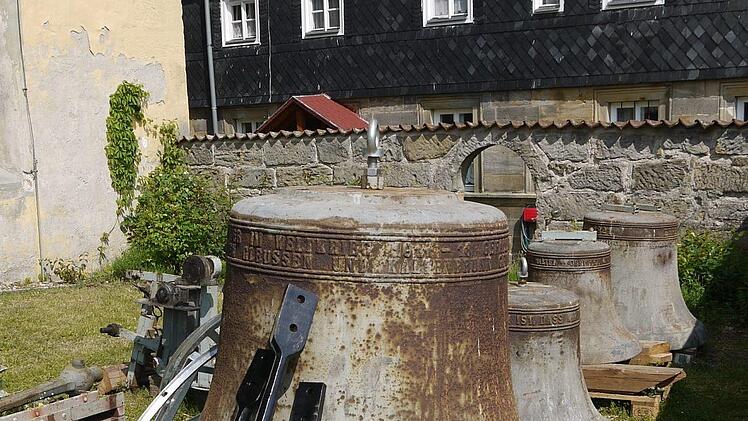 Impression vom Einbau der neuen Kirchenglocken in Gleußen.Berthold Köhler