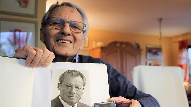 Viele berühmte Persönlichkeiten haben  sich  mit netten Sprüchen in Mengesdorfs Album verewigt.  Diana Fuchs
