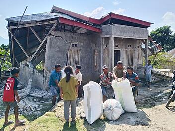 Erdbeben vor der K&uuml;ste Indonesiens