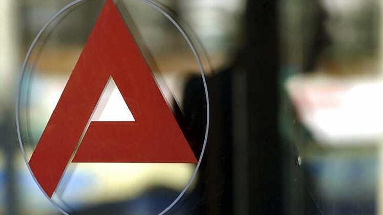 Die Arbeitslosigkeit im Kreis Haßberge hat sich weiter reduziert.  Foto:  Frank Leonhardt/dpa