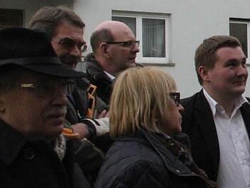 Ren&eacute; van Eckert soll f&uuml;r die SPD in den Landtag. Unser Bild zeigt den designierten Kandidaten (rechts) bei einem Besuch vor einiger Zeit in Zeil mit weiteren Sozialdemokraten.  Archiv/Klaus Schmitt