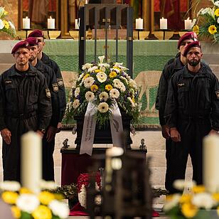 Trauergottesdienst für getöteten Polizisten