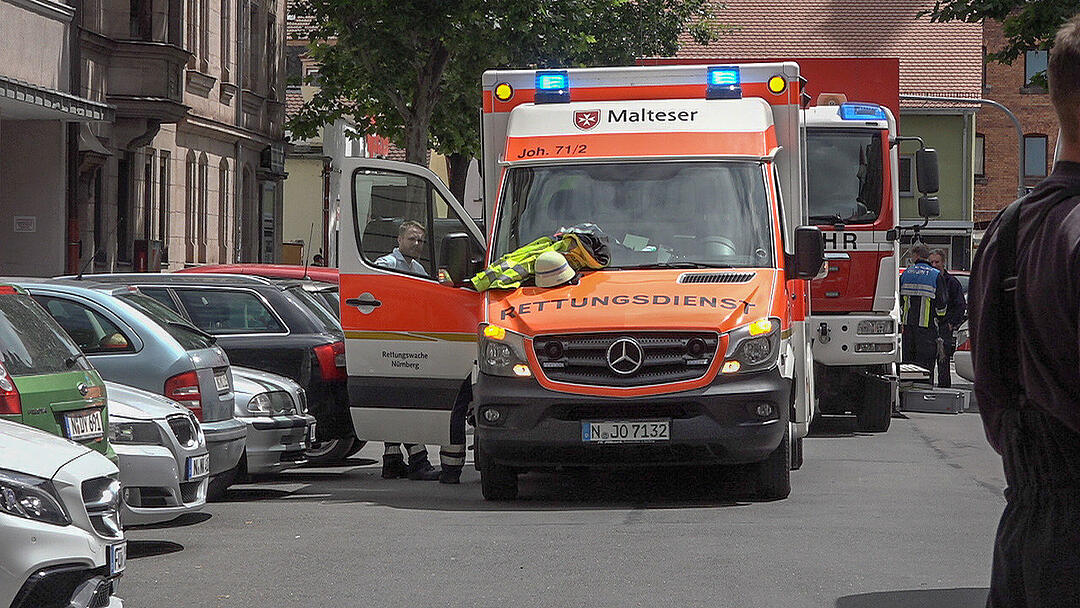 Wohnung geht in Flammen auf