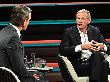 Publizist Georg Mascolo beleuchtete bei "Markus Lanz" ein Telefonat von Ex-Kanzler Olaf Scholz mit dem russischen Präsidenten Wladimir Putin kurz vor Ausbruch des Ukraine-Krieges.