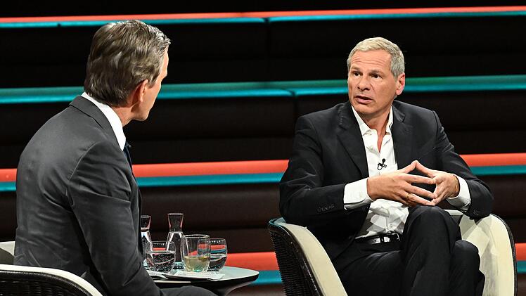 Publizist Georg Mascolo beleuchtete bei "Markus Lanz" ein Telefonat von Ex-Kanzler Olaf Scholz mit dem russischen Präsidenten Wladimir Putin kurz vor Ausbruch des Ukraine-Krieges.