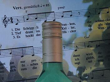 Der Flyer, der kostenlos zu haben ist,   verweist bereits auf das neue Weinlied aus Franken von Kilian Moritz. Repro-Foto: Hanns Friedrich