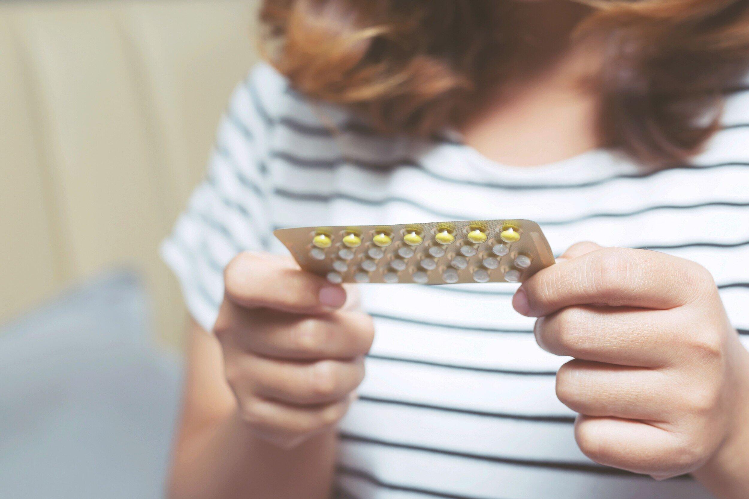 Wenn Männer die Pille nehmen: Das passiert im Körper