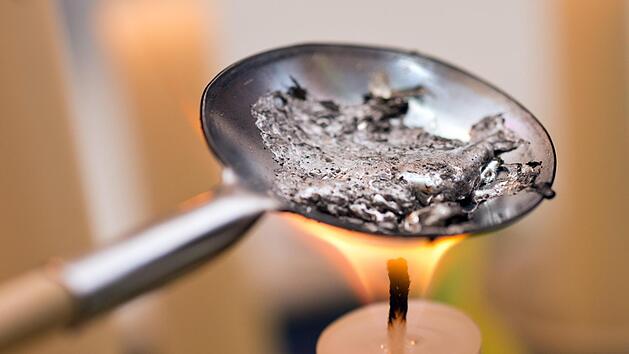 Bleigie&szlig;en zu Silvester verboten - das ist der Grund