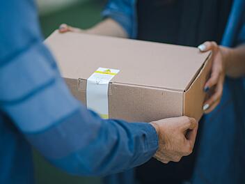 Verbraucherfreundliche Neuerung bei Paketzusteller: Gericht beendet Ärgernis über Zustellungsverfahren