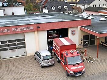 Das Dach des Feuerwehrhauses in Michelau ist undicht. Ein Problem, das die Gemeinde demnächst angehen will. Foto: Gerda Völk