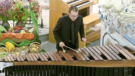 Christoph Günther als Meister am Marimbaphon