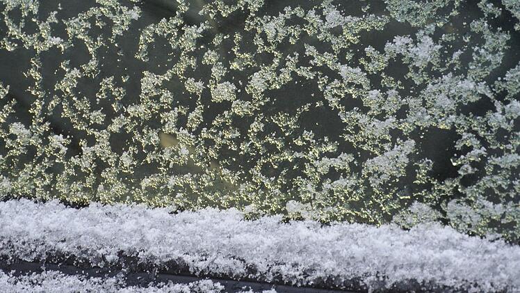 Uhhh, kratzen! Bis frau die Scheiben frei hat, vergeht der halbe Tag.