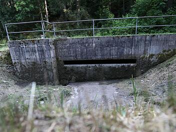 Das bestehende Regenüberlaufbecken wird vergrößert. Aktuelle Planungen wurden nun dem Gemeinderat vorgelegt. Foto: Archiv