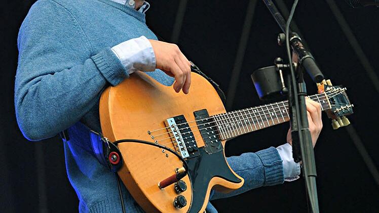 Auf der Alternastage zu Gast: The Maccabees. Direkt danach...