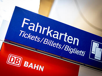 49-Euro-Ticket startet bald - doch viele werden leer ausgehen: Das ist der große Haken