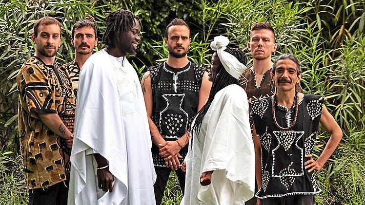 &bdquo;Afrodream &ldquo; gibt das gro&szlig;e Abendkonzert in Forchheim.Afrodream, Fabian aAmato