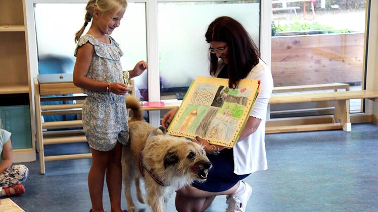 Sarah bekam für ihr Bild 76 Punkte und damit den Pokal.   Foto: Richard Sänger