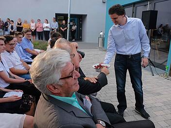 IDie Mittelschule Hammelburg verabschiedete in einer Feier ihre neunten und zehnten Klassen.Gerd Schaar