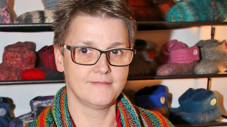 Bunte Filzschuhe verkaufte auch dieses Jahr Marion Töpel aus Bad Kissingen.  Foto: Dieter Britz