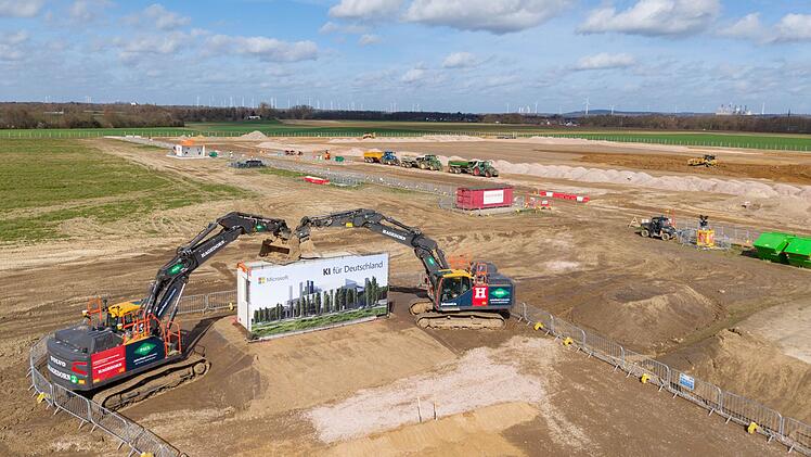 Microsoft baut Rechenzentrumsregion f&uuml;r KI-Anwendungen