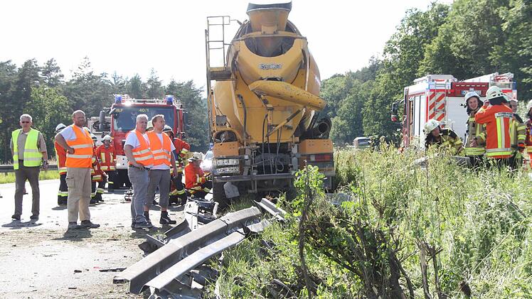 Lkw-Unfall zwischen Neudrossenfeld und Thurnau Foto: Jochen Nützel