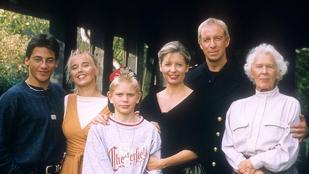 Heute kult, damals ein &Uuml;berraschungserfolg: die ARD-Serie "Nicht von schlechten Eltern" sahen in den 1990ern Millionen TV-Zuschauer.