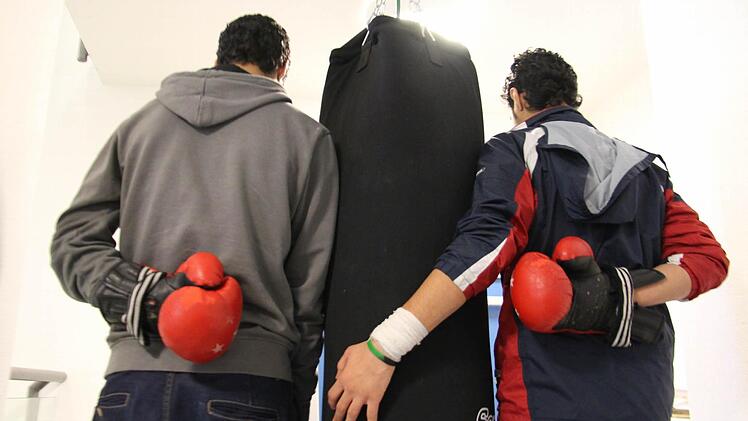 Die Zwillinge Mohammad und Ahmad sind unbegleitete Flüchtlinge.  Foto: Christian Bauriedel