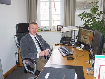 Gersfelds Bürgermeister Steffen Korell stellt sich am 14. März zur Wiederwahl.  Foto: Marion Eckert