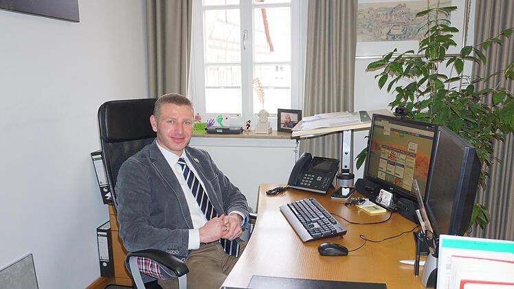 Gersfelds Bürgermeister Steffen Korell stellt sich am 14. März zur Wiederwahl.  Foto: Marion Eckert