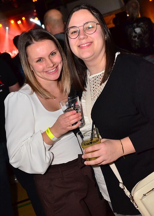 Mit ALLSTAR live auf der B&uuml;hne und Ph&auml;t J&auml;nnys H&ouml;use als Vorband!