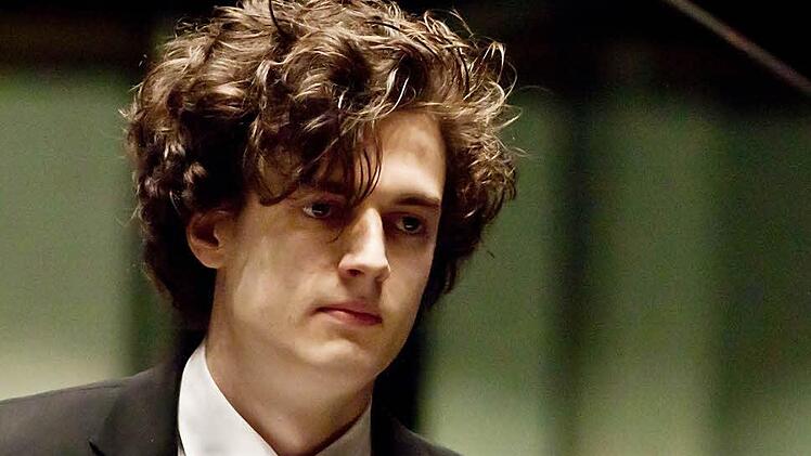 Ein Wiederhören mit dem in Coburg aufgewachsenen Pianisten Leonhard Dering verspricht die Klavier-Gala am 26. Juli. Fotos: Jochen Berger