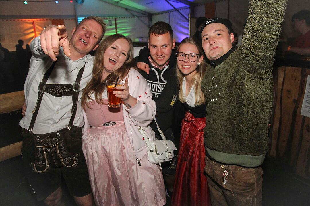 Festabend mit &bdquo;M&ouml;lltal Sound&ldquo;