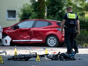 Autofahrerin f&auml;hrt Kinder an - drei Verletzte