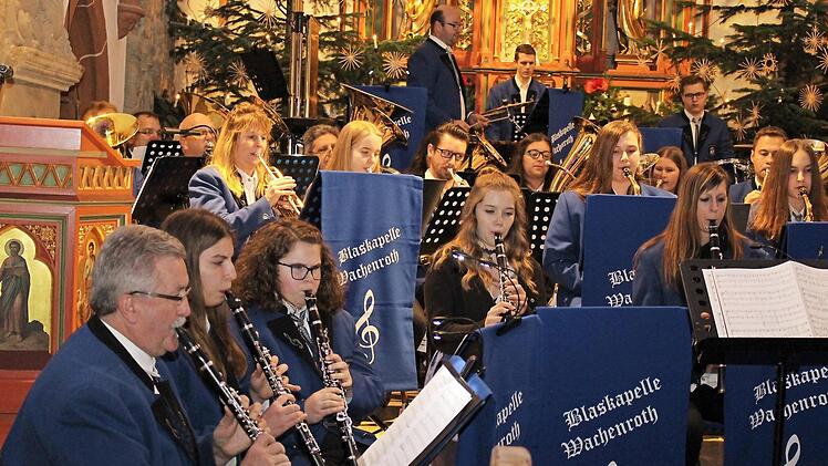 Das Wachenrother Blasorchester Foto: Evi Seeger