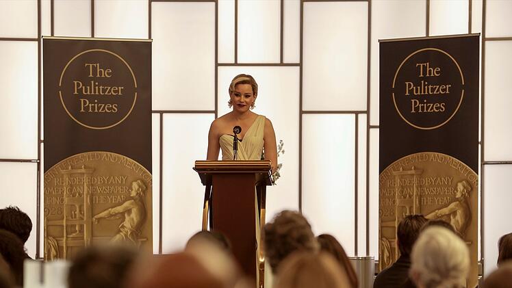 Dass Lindy (Elizabeth Banks)den Pulitzer-Preis gewonnen hat, bereitet ihr in der Ehe ungeahnte Probleme.