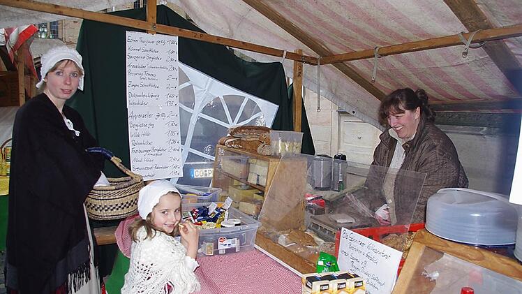 Verschiedene Sorten an leckerem Käse gibt es am Stand von Sigrid Merz aus Sonnefeld-Neuses am Brand.