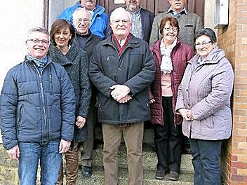 Ehrungen für langjährige Mitgliedschaft beim OGV Weitramsdorf und Ernennung zu Ehrenmitgliedern (v.l.): Bernd-Ulrich Schmölz, Karina Strehler, Hans Neubauer, Jochen Kohles, Klaus Riegert, Reiner Brückner, Christa Oppel, Werner Hanke, Gabi Kohles. Foto: Michael Teufel
