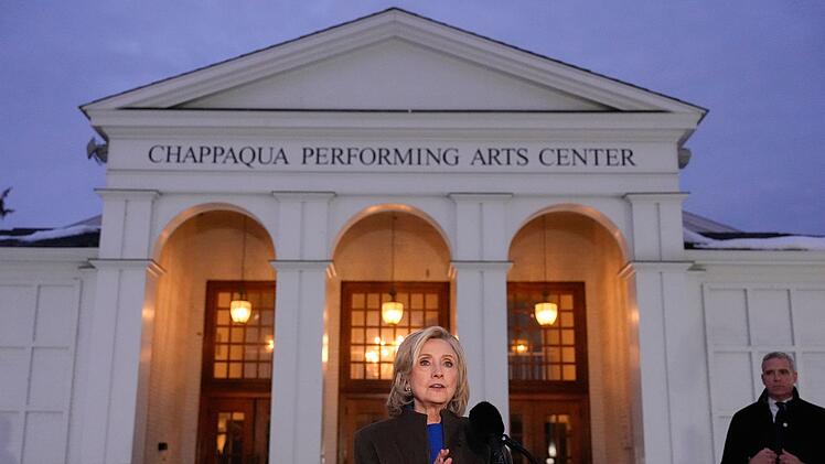 Epstein-Aff&auml;re - Clintons vor Untersuchungsausschuss