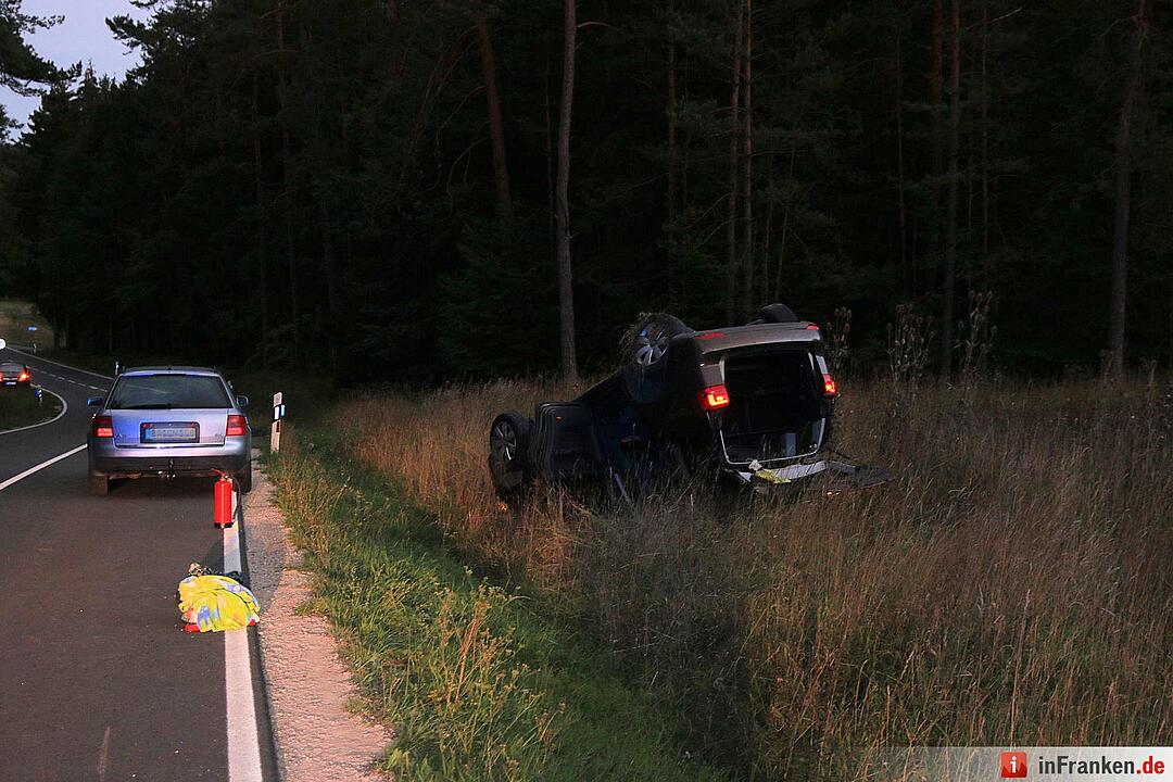 Unfall im Kreis Bamberg: Autos kollidieren bei Könisgfeld