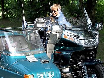 Für kleine Jungen wie Nicolas ist eine Ausfahrt in dem Gespann von Petra Langer etwas Besonderes.