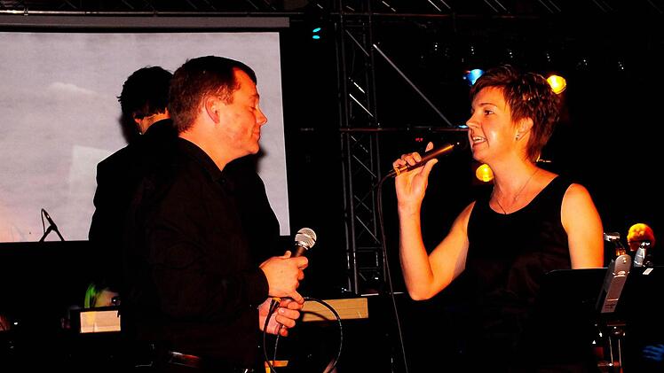 Italienisches Flair verbreiteten Tanja und Jürgen Krines mit dem authentisch dargebotenen "Mamma Maria"